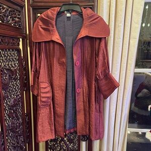 Shimmering Burgundy 3/4  lightweight Jacket- Size M